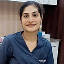 Dr R D Geeta, Dentist