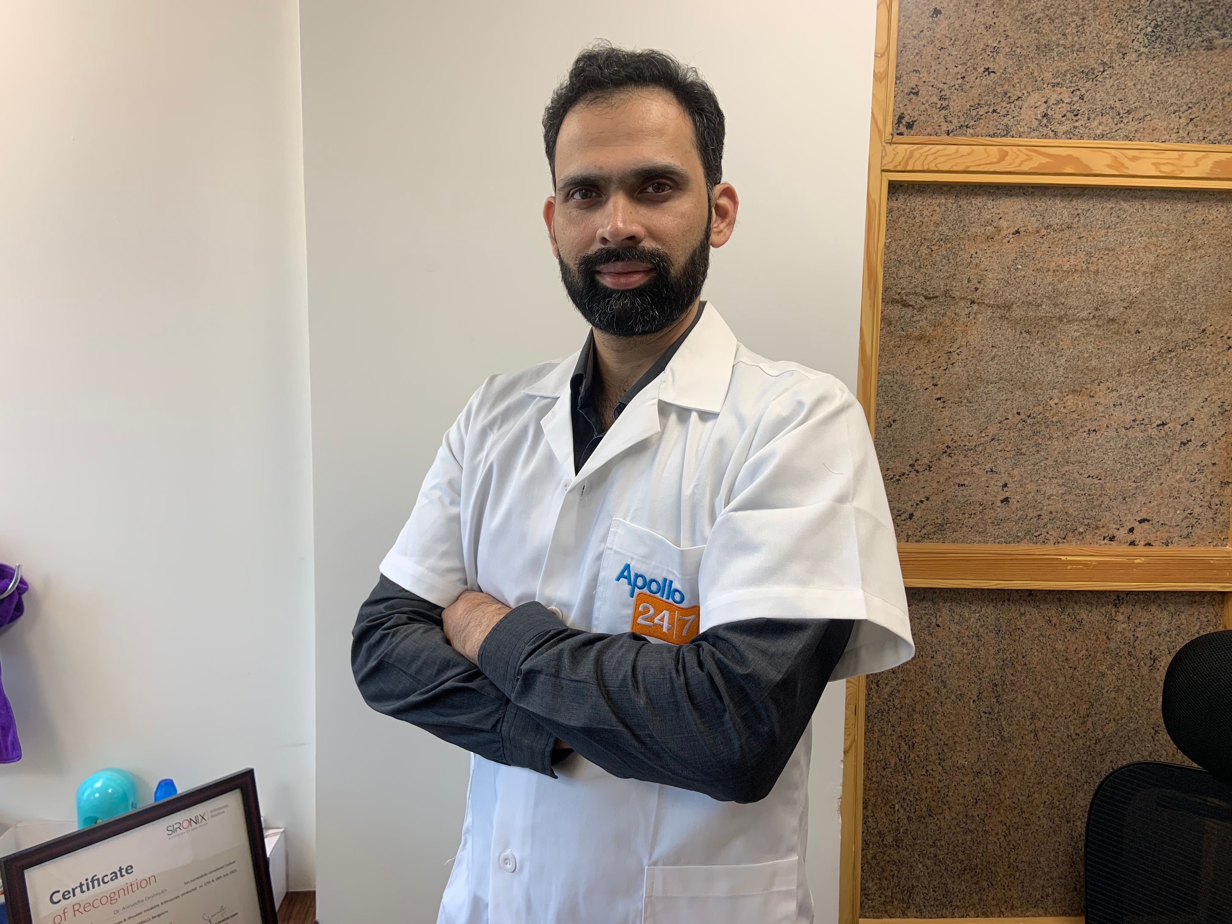 Dr. Aniruddha Deshmukh, Orthopaedician Dr. Aniruddha Deshmukh, Orthopaedician