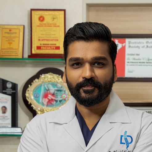 Dr Dhanish Vinod Mehendiratta, Spine Surgeon Dr Dhanish Vinod Mehendiratta, Spine Surgeon