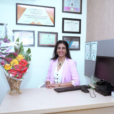 Dr. Ritu Budhwani, Dentist Dr. Ritu Budhwani, Dentist