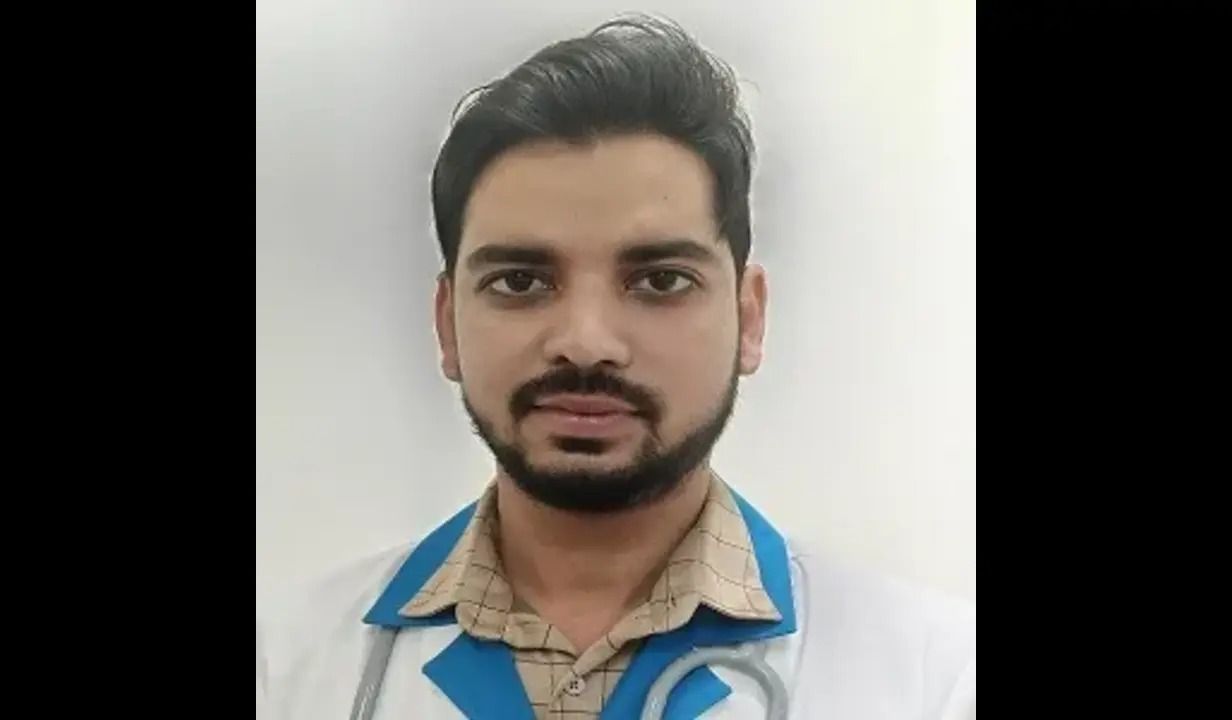 Dr. Nishant Gaurav, General Physician/ Internal Medicine Specialist Dr. Nishant Gaurav, General Physician/ Internal Medicine Specialist