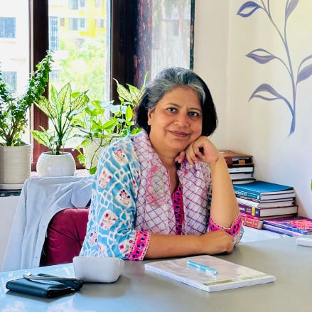 Dr. Abhilasha Kumar, Obstetrician and Gynaecologist Dr. Abhilasha Kumar, Obstetrician and Gynaecologist