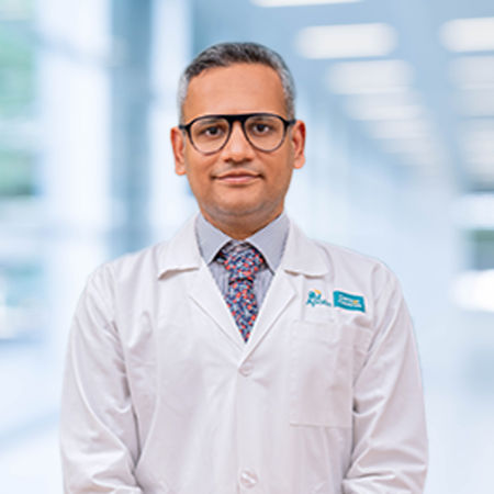 Dr. Vignesh Sayeerajan, Neurosurgeon Dr. Vignesh Sayeerajan, Neurosurgeon
