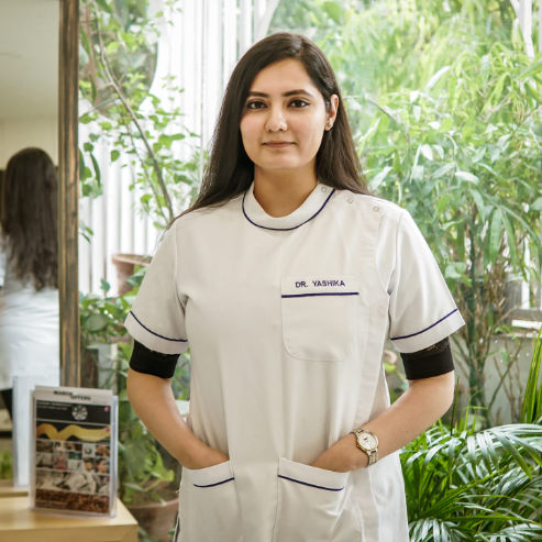 Dr Yashika Chakraborty, Dentist Dr Yashika Chakraborty, Dentist