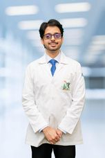 Dr Alec Errol Correa
