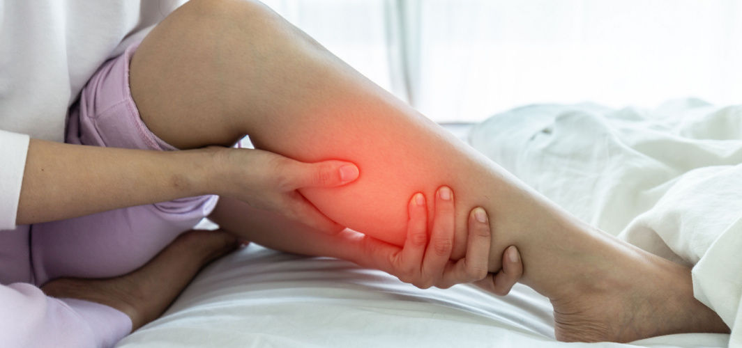 Thigh Pain: Causes, Treatment & Symptoms - Apollo Hospitals Blog