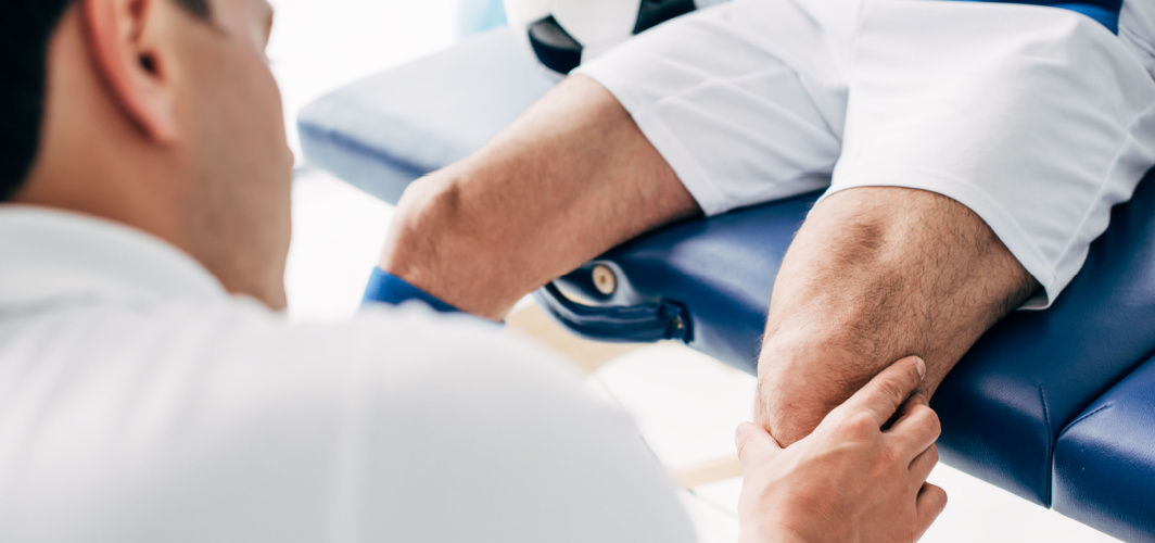 When Should You See a Sports Medicine Doctor About Your Pain?