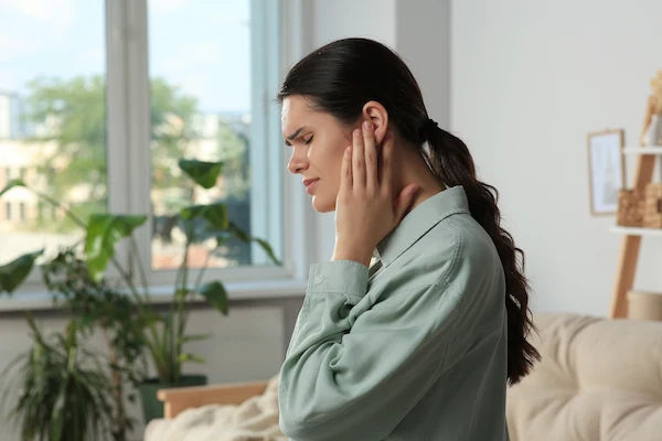 Ear Infection Symptoms, Causes and Treatment