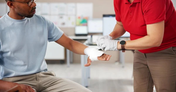 First Aid for Trauma: Your Guide to Handling Fractures & Sprains