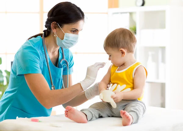 Guide to Smart Parenting Tips For Child Vaccination