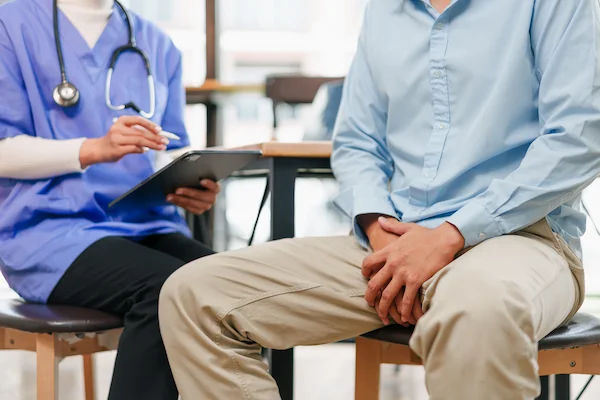 Guide to Testicular Cancer: Symptoms, Treatment & Hope for Men