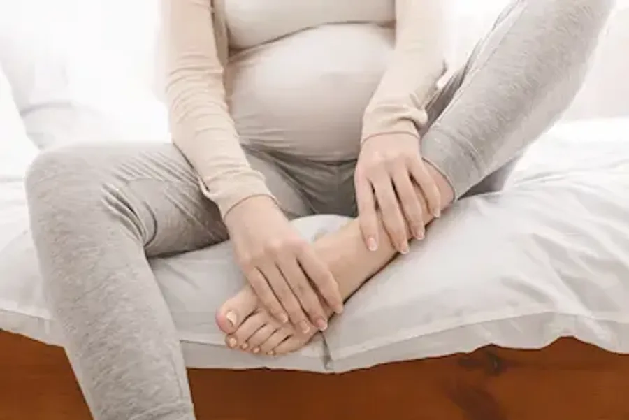 How To Reduce Leg Swelling During Pregnancy?