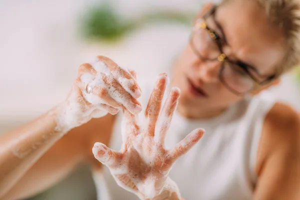 10 Common Signs of Obsessive Compulsive Disorder (OCD)