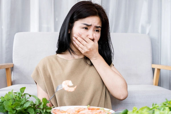 Feeling Dizzy After Eating? A Guide to Causes and Management