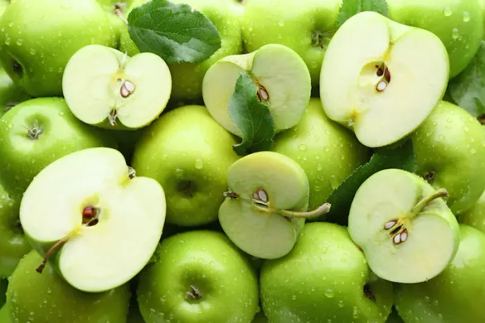 Water Apple Benefits and Uses Explained