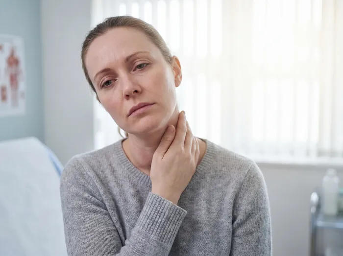 thyroid pain