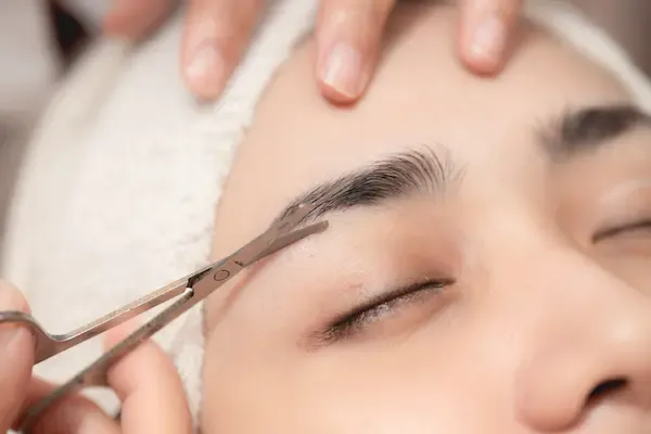 How To Reduce Facial Hair In Women?