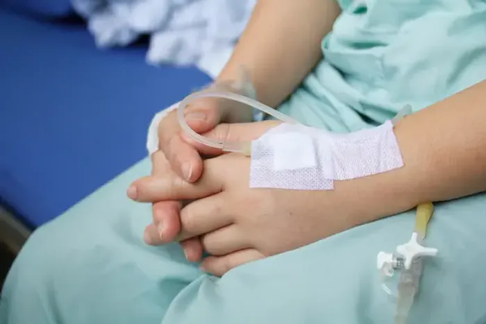 How to Reduce Swelling in Hand After IV?