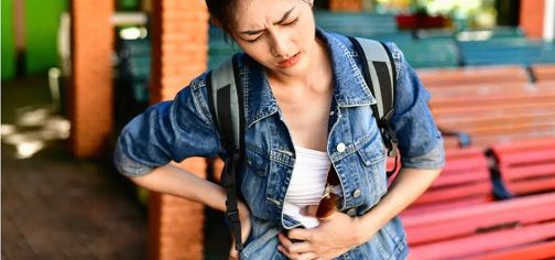 Pain in the centre of the abdomen is a typical symptom of gallbladder pain