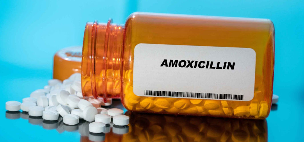 Amoxicillin Side Effects: Symptoms & Factors