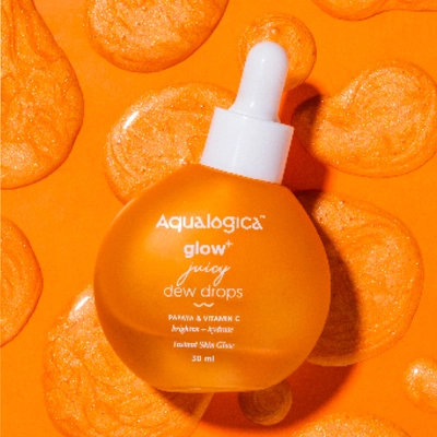 Aqualogica Glow+ Juicy Dew Drops 30 ml | Vitamin C &amp; Papaya | Instant Skin Glow | Glossy &amp; Dewy Skin | All Skin Type, Pack of 1