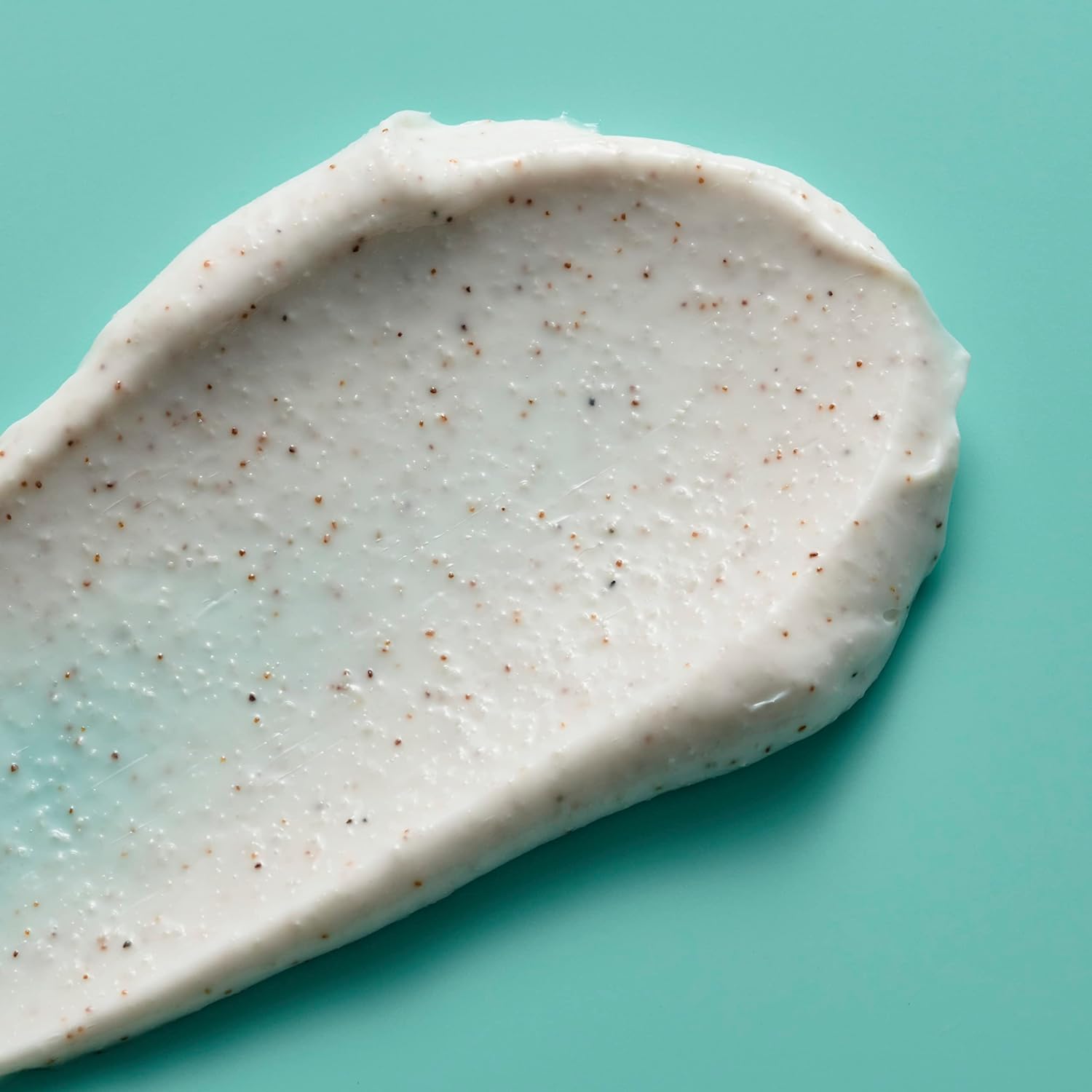 Dirty Works Smooth On Up Buttery Salt Scrub, 400 ml, Pack of 1 Dirty Works Smooth On Up Buttery Salt Scrub, 400 ml, Pack of 1