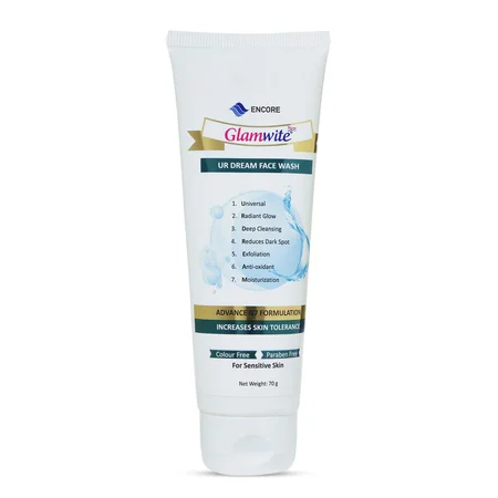 Glamwite UR Dream Face Wash 70 gm | Deep Cleansing | Moisturization | Reduces Dark Spots | For Radiant Glow