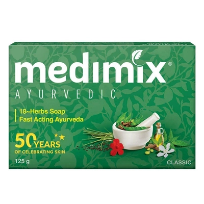 Medimix Classic Ayurvedic Soap 125 gm | With 18 Herbs | Gives Glowing &amp; Blemish Free Skin | For Healthy &amp; Protected Skin, Pack of 1