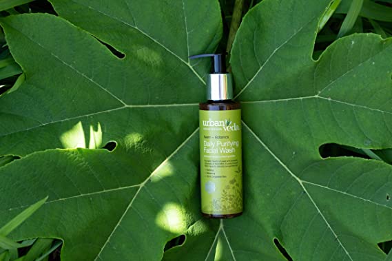 Urban Veda Neem Daily Purifying Facial Wash 150 ml | Ayurvedic Neem, Wild Mint, Eucalyptus & Witch Haze | Clarifies & Detoxifies Congested Skin | For Oil & Congested Skin, Pack of 1 Urban Veda Neem Daily Purifying Facial Wash 150 ml | Ayurvedic Neem, Wild Mint, Eucalyptus & Witch Haze | Clarifies & Detoxifies Congested Skin | For Oil & Congested Skin, Pack of 1