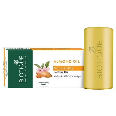 Biotique Almond Oil Nourishing Bathing Bar 150 gm | With Goodness Of Almond, Margosa, Coconut Oil | Gently Cleanses &amp; Nourishes Skin | Maintain Skin's Natural pH | 100% Botanical Extract | For Sensitive Skin, Pack of 1