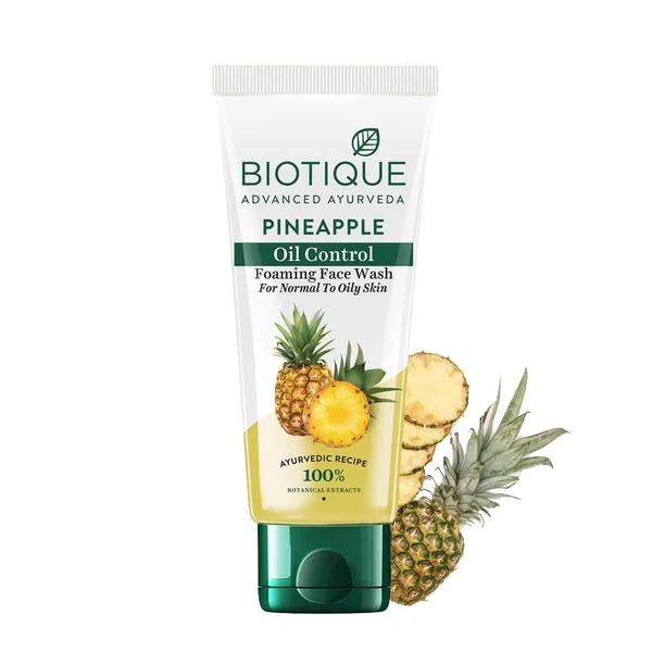 Biotique Pineapple Oil Control Foaming Face Wash 50 ml | Pineapple, Wild Turmeric &amp; Neem Leaves | Removes Makeup &amp; Impurities | Lightens Skin Complexion | Softens Skin | 100% Botanical Extracts | For Normal To Oily Skin, Pack of 1