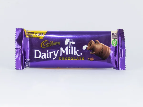 Cadbury Dairy Milk Silk Chocolate, 160 gm, Pack of 1