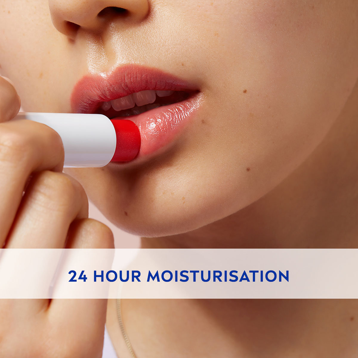 Nivea Strawberry Shine Caring Lip Balm, 4.8 gm, Pack of 1 Nivea Strawberry Shine Caring Lip Balm, 4.8 gm, Pack of 1