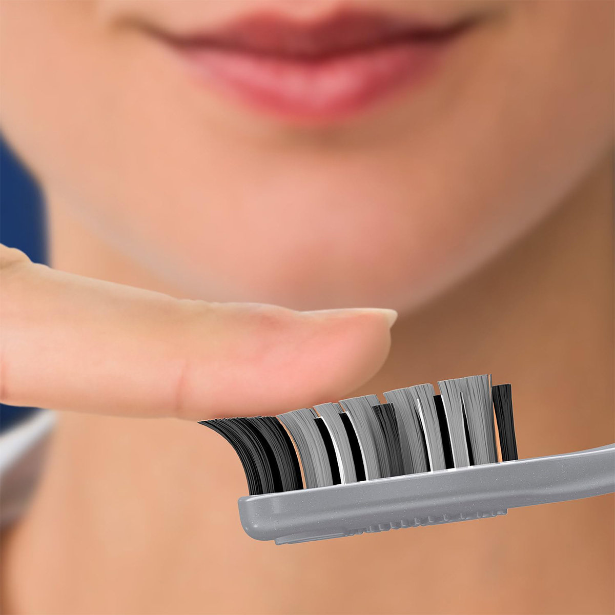 Oral-B Cavity Defence Charcoal Toothbrush Medium, 4 Count, Pack of 1 Oral-B Cavity Defence Charcoal Toothbrush Medium, 4 Count, Pack of 1