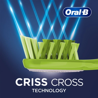 Oral-B Criss Cross Neem Extract Medium Toothbrush, 4 Count (Buy 2, Get 2 Free), Pack of 1