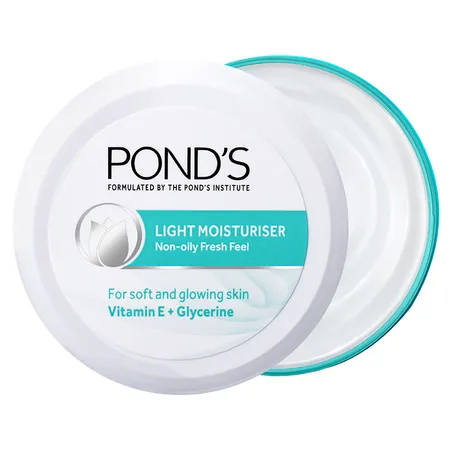 Pond's Light Moisturiser 100 ml | With Vitamin E & Glycerin | For Soft Glowing Skin | Non Oily & Non Sticky Finish | Lightweight Formula | Suitable For All Season