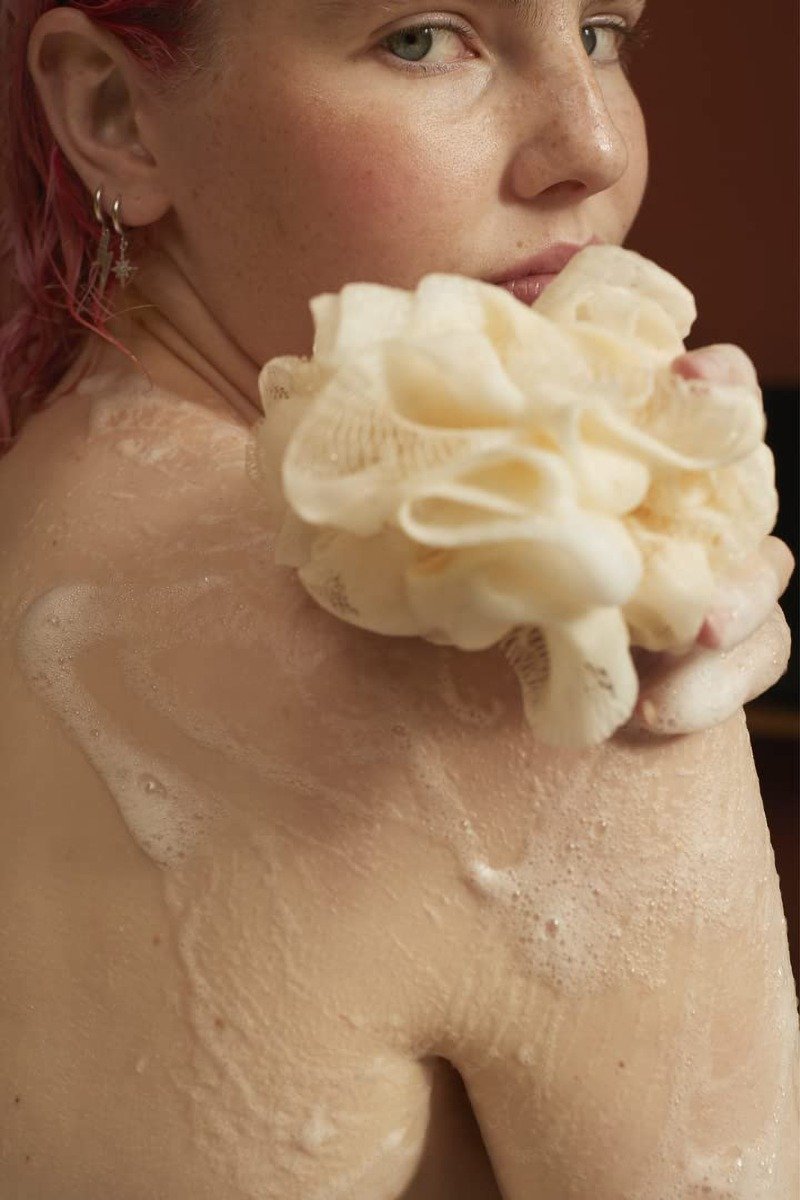 The Body Shop British Rose Shower Gel 250 ml | Floral And Refreshing | Cleanses & Refreshes Skin | For All Skin Type, Pack of 1 The Body Shop British Rose Shower Gel 250 ml | Floral And Refreshing | Cleanses & Refreshes Skin | For All Skin Type, Pack of 1