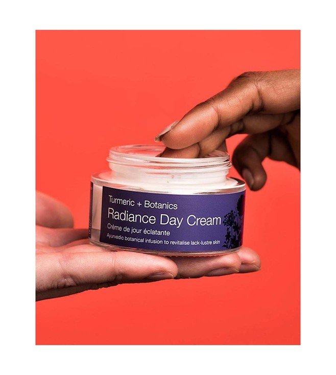Urban Veda Radiance Day Cream 50 ml | Brightens Skin Tones | Revitalises Dull Skin | Replenishing & Soothing Cream | For Dry Skin, Pack of 1 Urban Veda Radiance Day Cream 50 ml | Brightens Skin Tones | Revitalises Dull Skin | Replenishing & Soothing Cream | For Dry Skin, Pack of 1