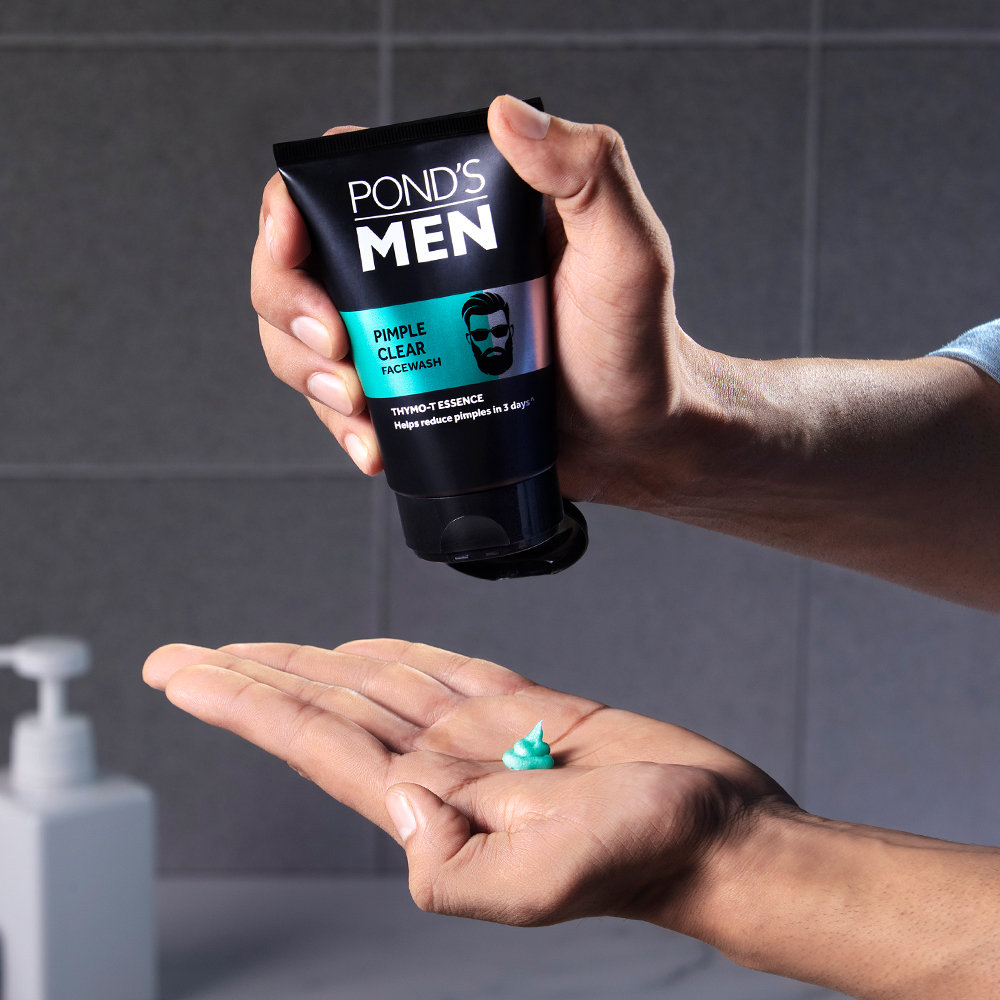 Pond's Men Pimple Clear Face Wash 50 gm | With Thymo T Essence | Clear Pimple In 3 Days | Acne Defence & Oil Control Face Waash | For Pimple Free Face, Pack of 1 Pond's Men Pimple Clear Face Wash 50 gm | With Thymo T Essence | Clear Pimple In 3 Days | Acne Defence & Oil Control Face Waash | For Pimple Free Face, Pack of 1