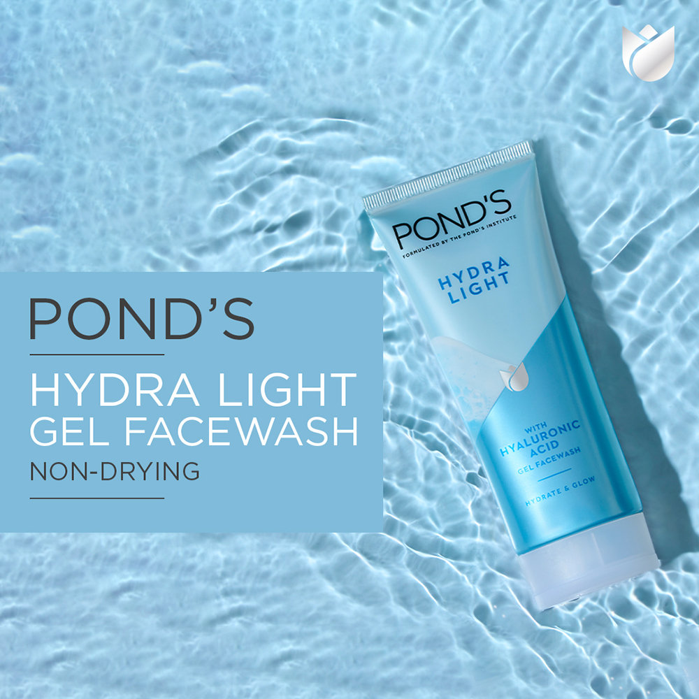 Pond's Hydralight Gel Face Wash 100 gm | With Hyaluronic Acid | Hydrates Skin | Gentle Cleansing | For Glowing & Hydrated Skin | Non Drying, Pack of 1 Pond's Hydralight Gel Face Wash 100 gm | With Hyaluronic Acid | Hydrates Skin | Gentle Cleansing | For Glowing & Hydrated Skin | Non Drying, Pack of 1