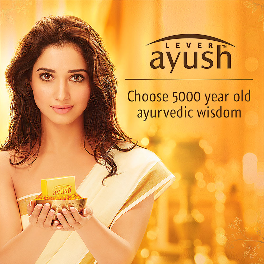 Lever Ayush Purifying Turmeric Soap 100 gm | Goodness Of Turmeric & Nalpamaradi Tailam | For Healthy & Clear Skin, Pack of 1 Lever Ayush Purifying Turmeric Soap 100 gm | Goodness Of Turmeric & Nalpamaradi Tailam | For Healthy & Clear Skin, Pack of 1