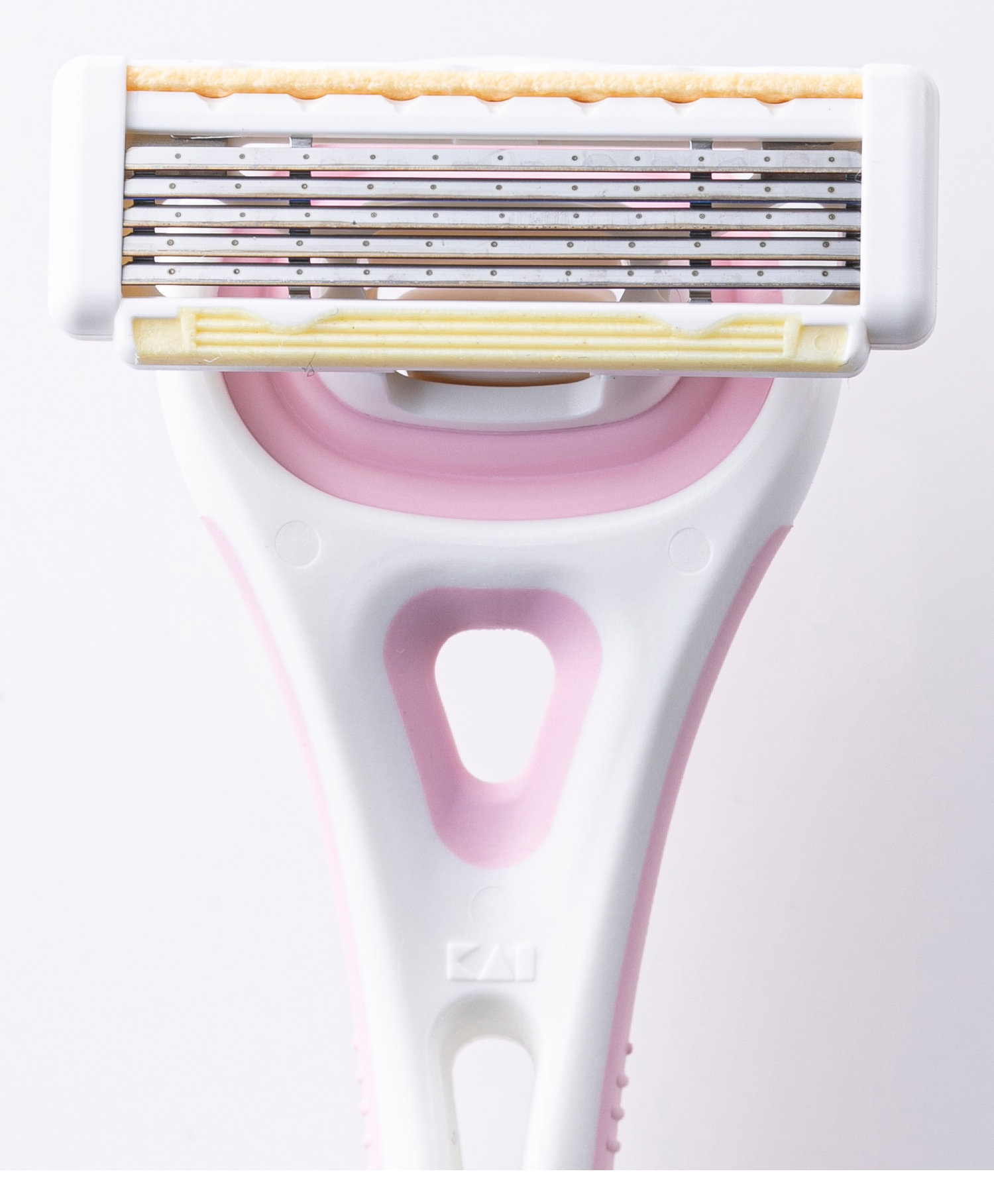 Kai Xfit 1 Razor + 2 Catridges for Women, 1 kit, Pack of 1 Kai Xfit 1 Razor + 2 Catridges for Women, 1 kit, Pack of 1