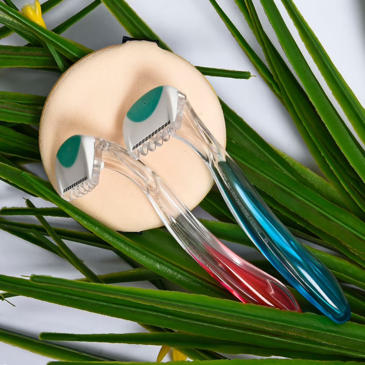 Kai Bikini Line Shave & Trim Women Razor, 2 Count, Pack of 1 Kai Bikini Line Shave & Trim Women Razor, 2 Count, Pack of 1