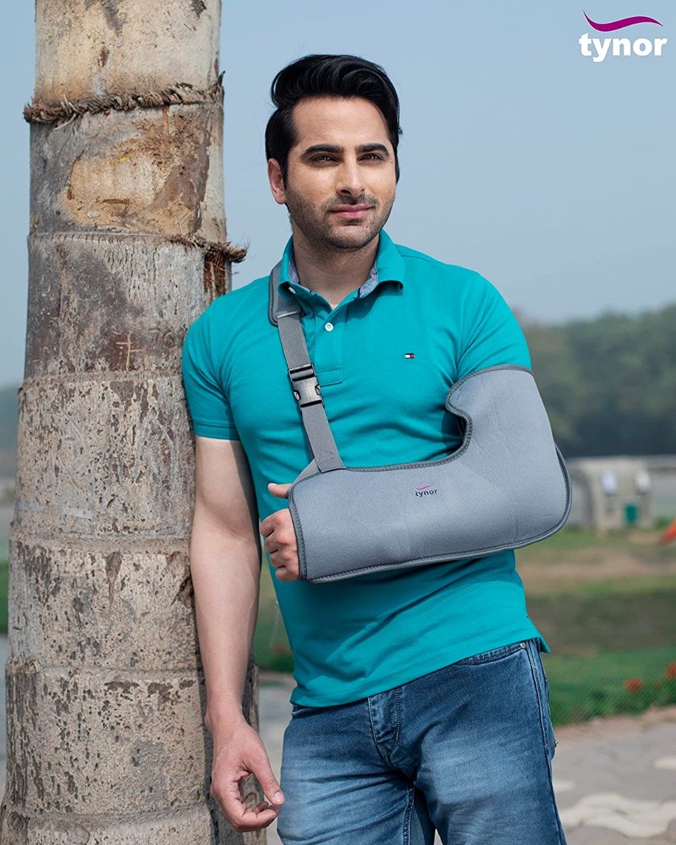 Tynor Arm Sling Tropical Pouch Large, 1 Count, Pack of 1 Tynor Arm Sling Tropical Pouch Large, 1 Count, Pack of 1