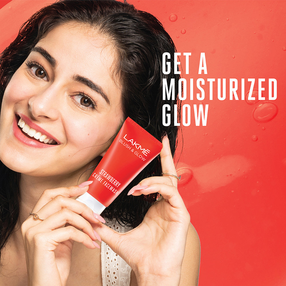 Lakme Blush & Glow Strawberry Creme Face Wash 50 gm | With Strawberry Extracts | Gentle Cleansing | Removes Dirt & Impurities, Pack of 1 Lakme Blush & Glow Strawberry Creme Face Wash 50 gm | With Strawberry Extracts | Gentle Cleansing | Removes Dirt & Impurities, Pack of 1